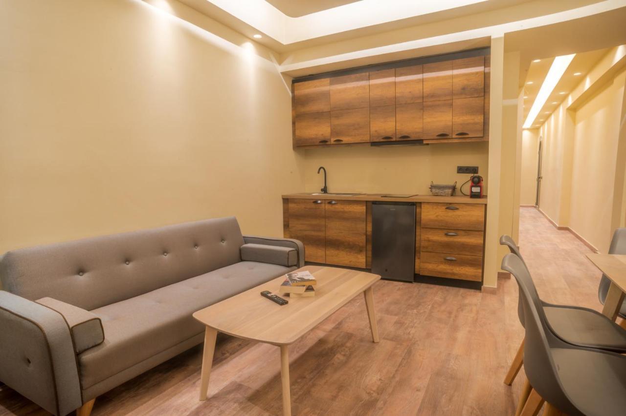 Seven Keys Luxury Suites Achílleion Eksteriør billede