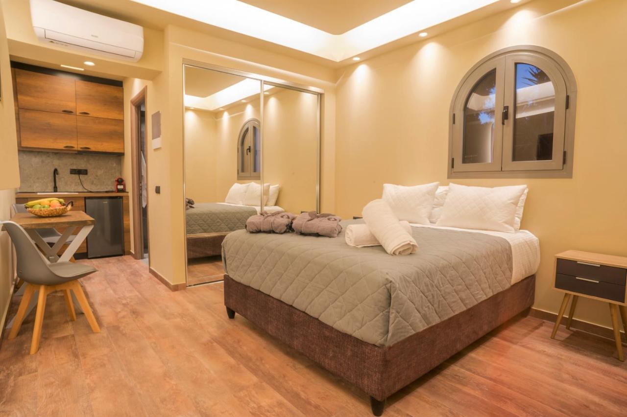 Seven Keys Luxury Suites Achílleion Eksteriør billede