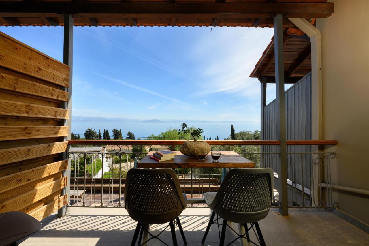 Seven Keys Luxury Suites Achílleion Eksteriør billede