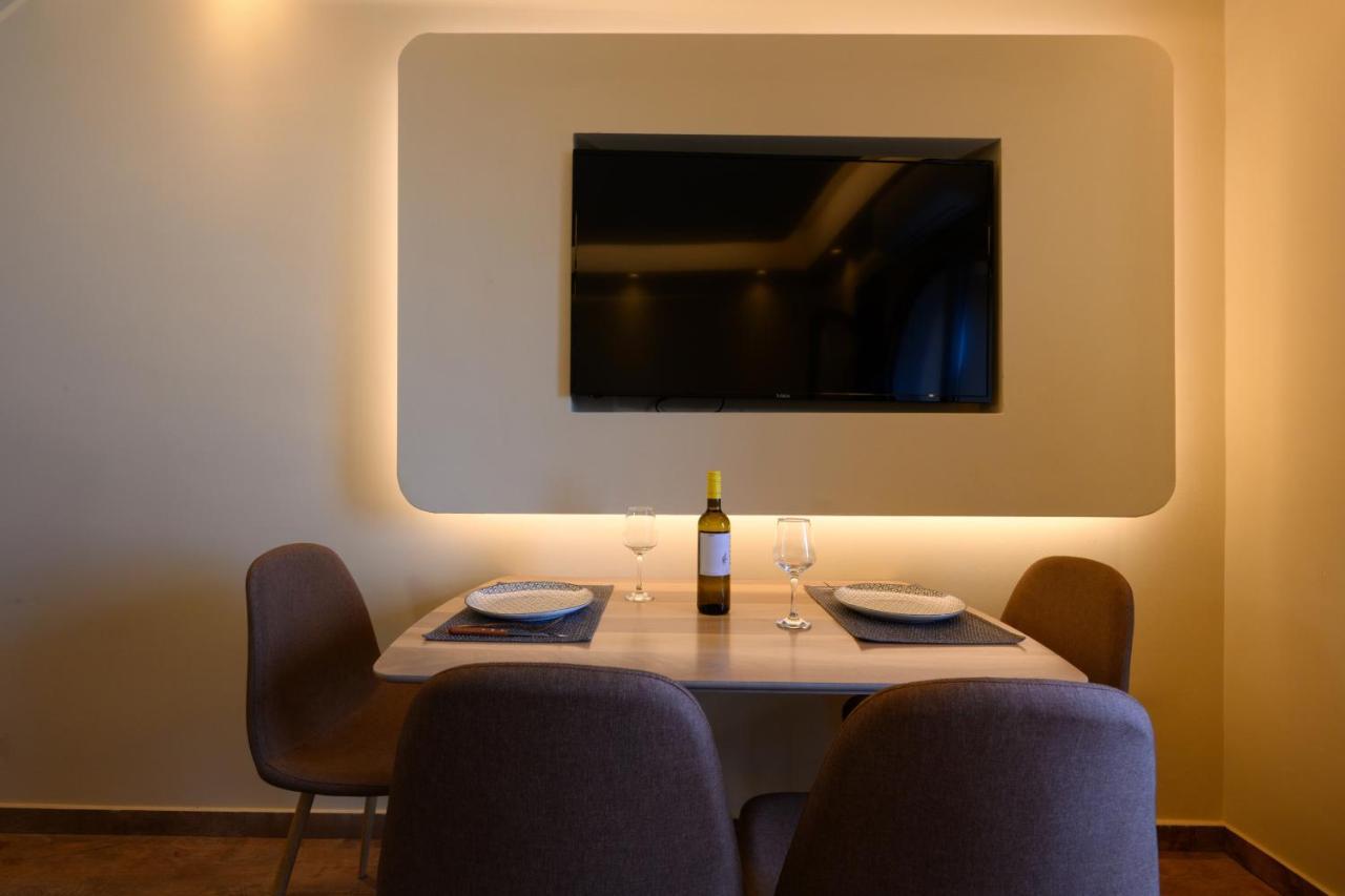 Seven Keys Luxury Suites Achílleion Eksteriør billede