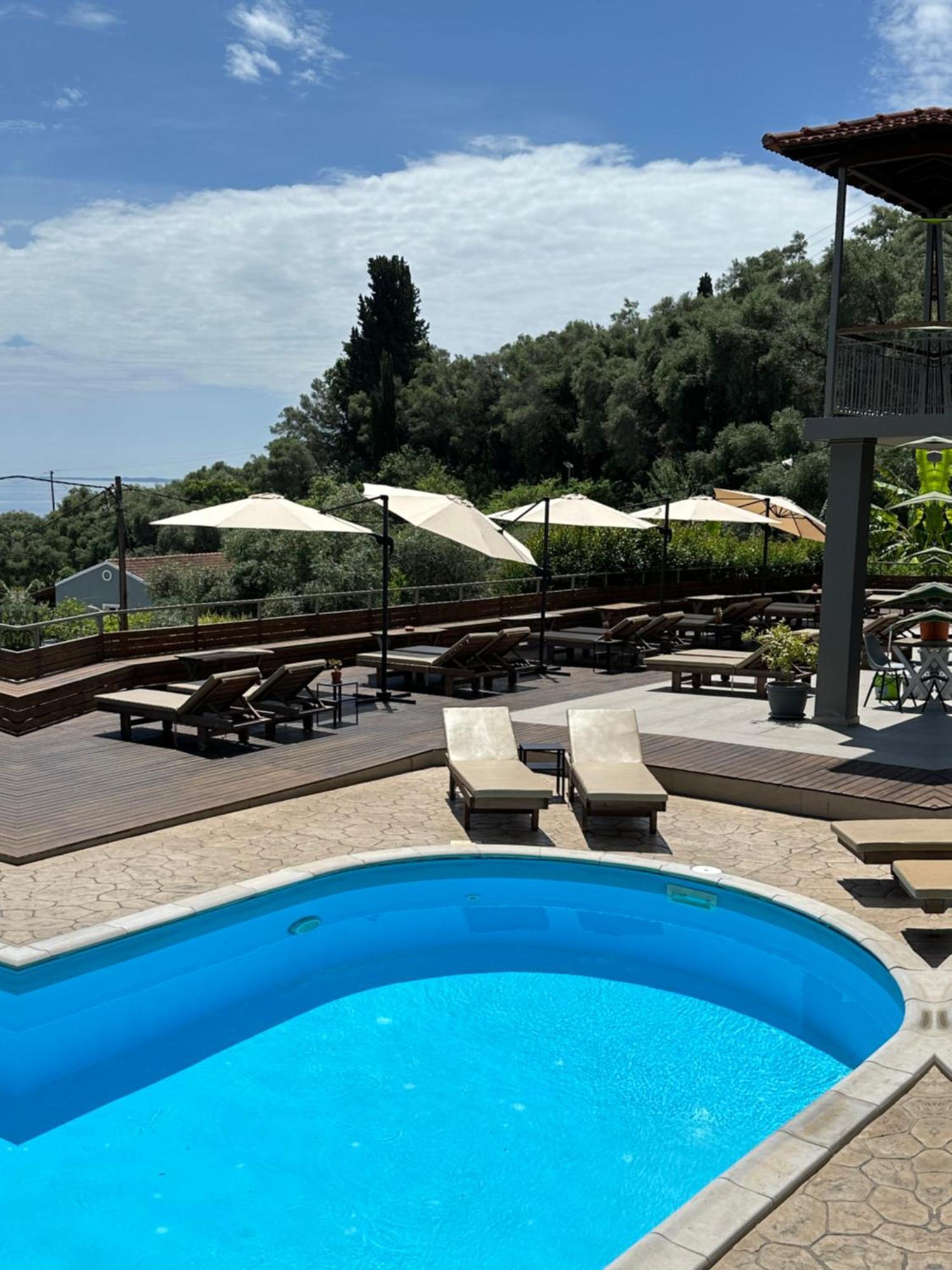 Seven Keys Luxury Suites Achílleion Eksteriør billede