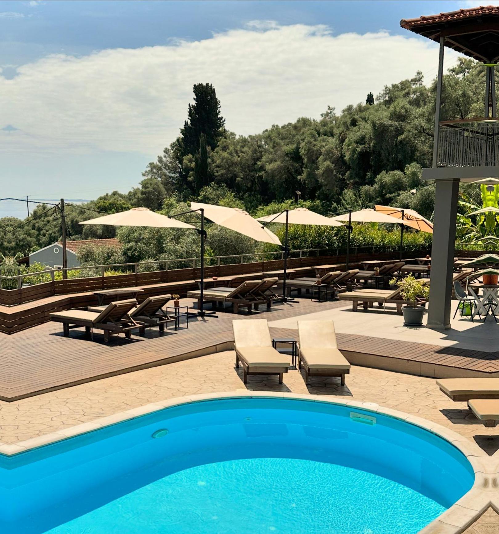 Seven Keys Luxury Suites Achílleion Eksteriør billede